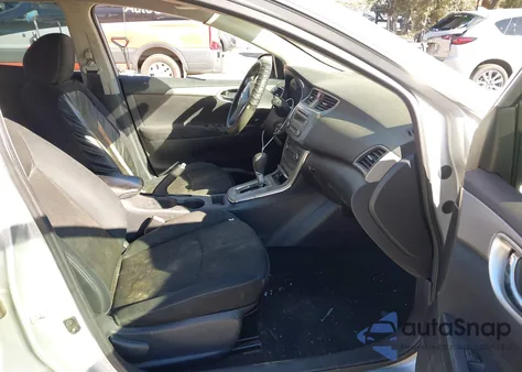 2014 Nissan Sentra S из США, поврежденный, VIN 3N1AB7AP5EY252166